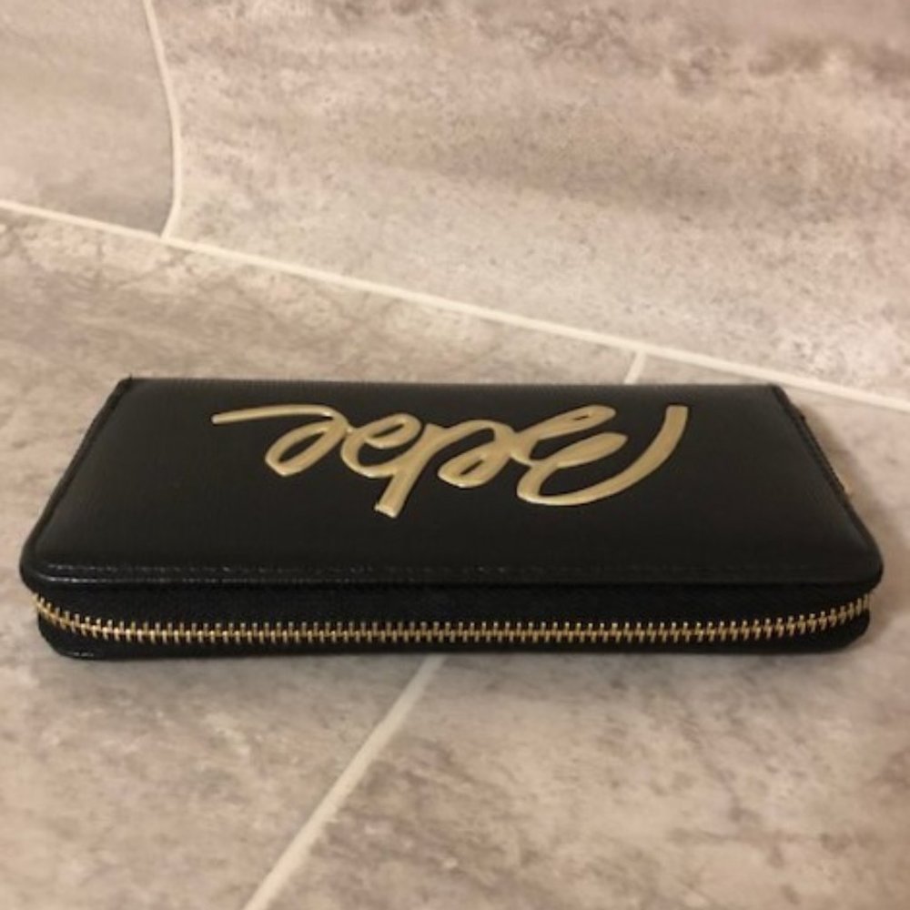 EUC bebe Zip Around Wallet - Picture 3 of 10